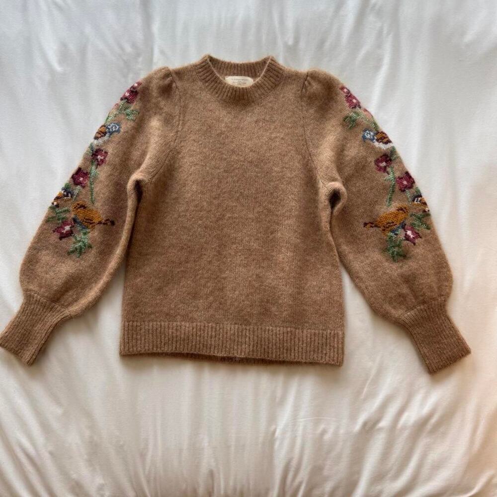 Sezane brown sweater with floral  embroidery on sleeves